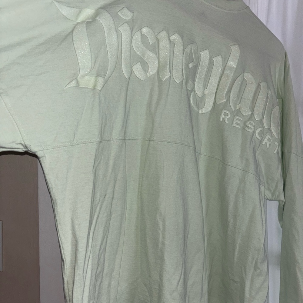 Disneyland Resort Spirit Jersey XL
Green! Disney sparkle - Picture 4 of 5